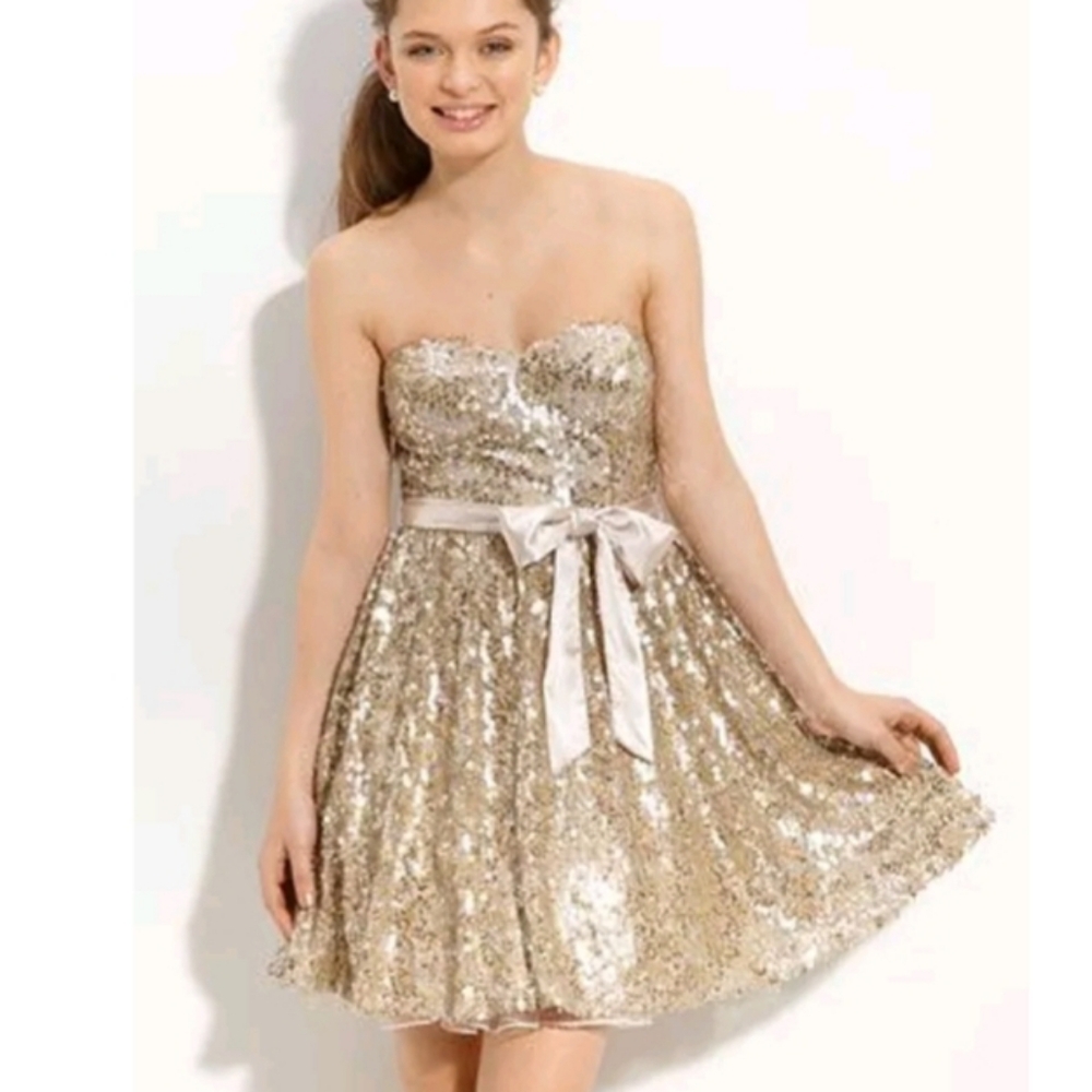 Windsor Gold Sweetheart Sequins Strapless Bling Party Cocktail Dress(W 12 Jr 11)